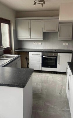Kitchen after freah painted white